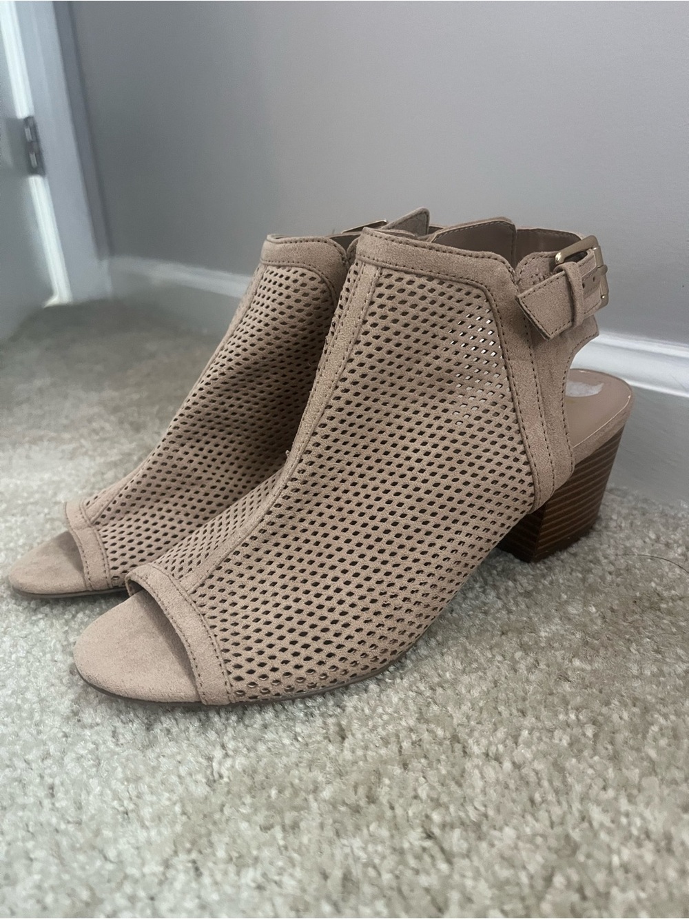 Women's Open-Toe Block Heel Sandals - Taupe Size 7.5